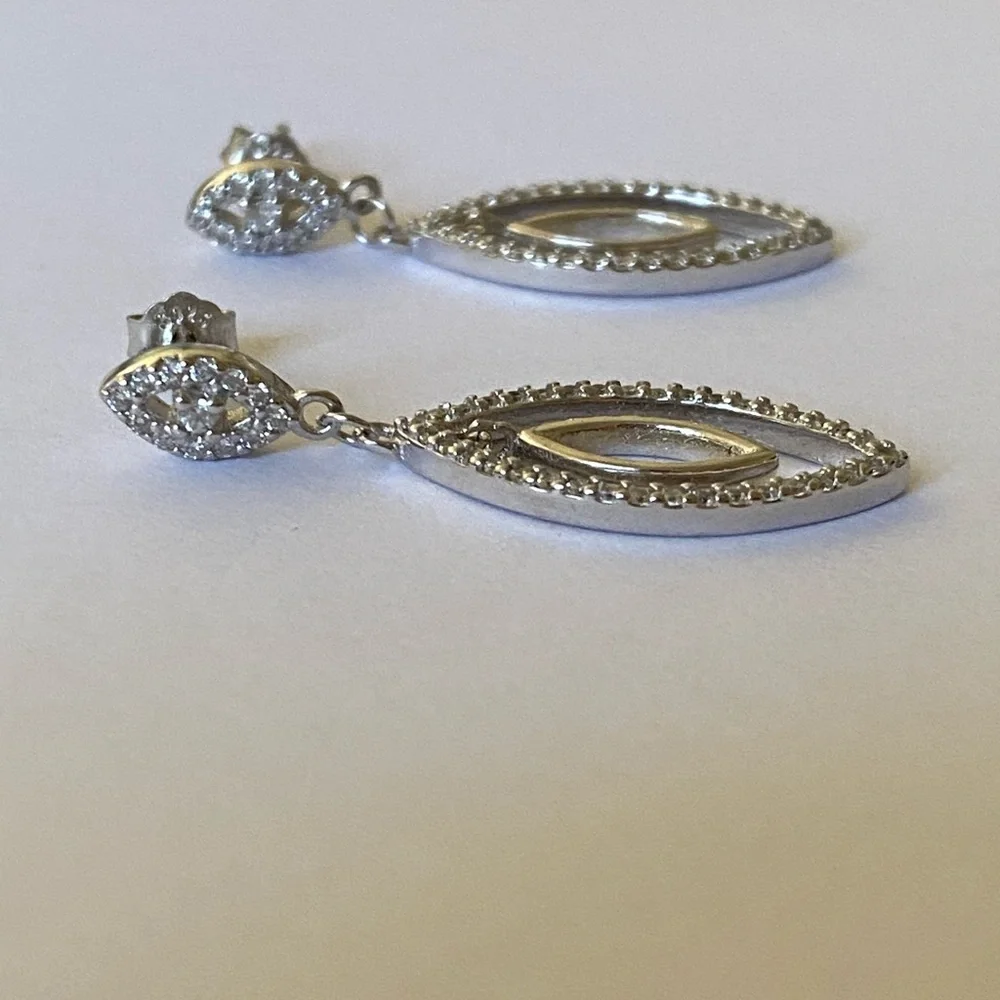 925 Silver oval cz dangling post earrings - Picture 5 of 6